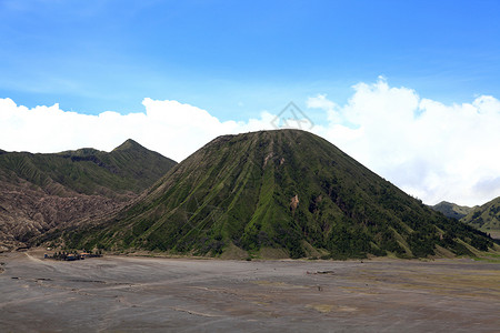 Bromo山区地BatokVolcano公园东爪哇印度尼西亚图片