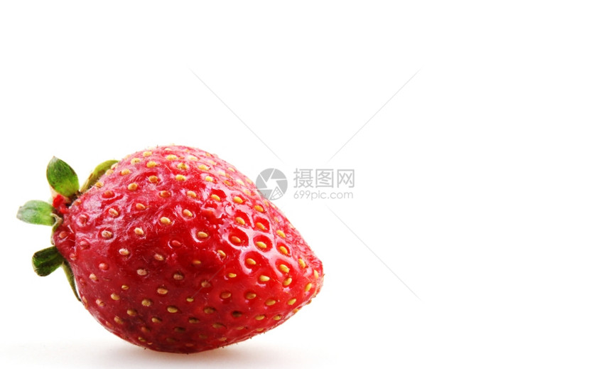 白色背景的草莓图片