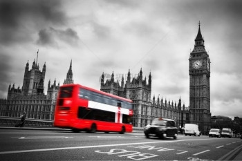 英国伦敦红色巴士和大本威斯敏特宫的圣像图片
