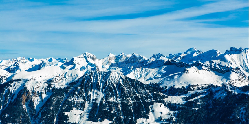 阿尔卑斯山脉地貌冬季图片