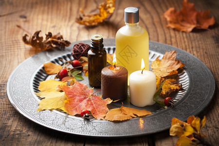 秋季温泉和芳香疗法图片