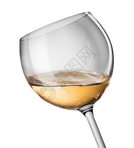 白葡萄酒在一个玻璃杯中孤立在白色背景上图片