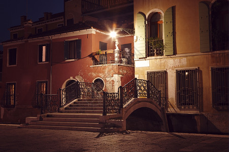意大利威尼斯市街夜间图片
