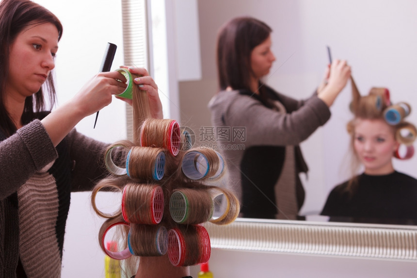 美容院的女人发师女郎图片