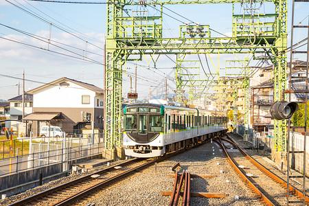 Jpan京的当地火车机列背景图片