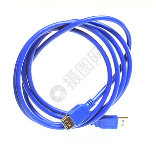白上隔离的蓝色USB电缆高清图片