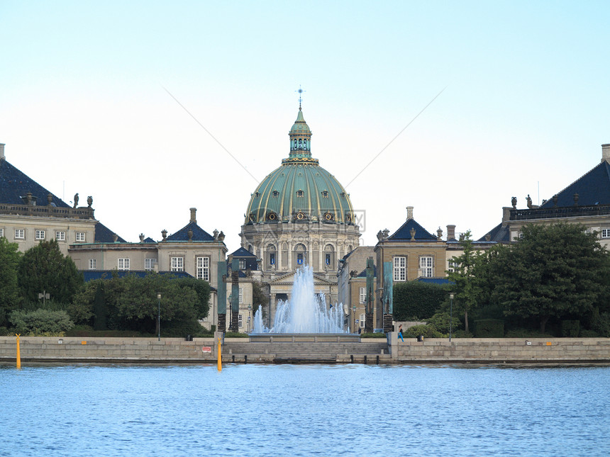 Amalienborg皇宫哥本哈根大教堂图片