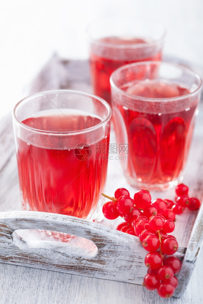 红果汁和莓图片