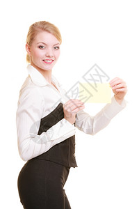 广告持有空白副本的年轻妇女将白色的黄名片空放在白的黄名片上图片
