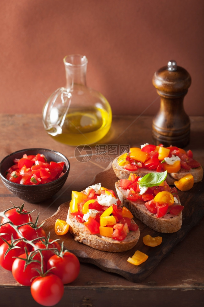 意大利番茄蒜橄榄油意利粗菜加番茄蒜橄榄油图片