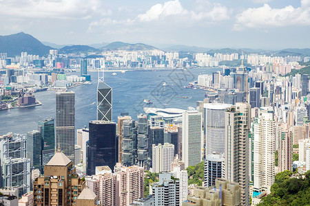 来自维多利亚峰的香港天际线图片