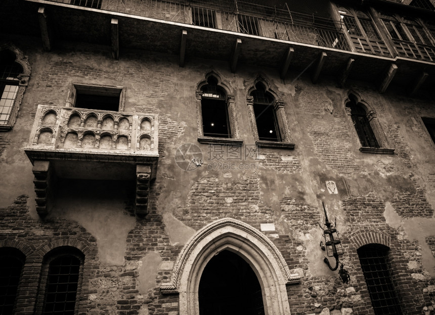 意大利著名的密欧和朱丽叶阳台图片