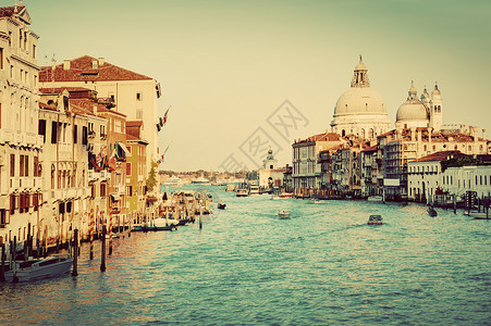 威尼斯意大利运河和巴西利卡圣玛亚礼堂古代风格图片