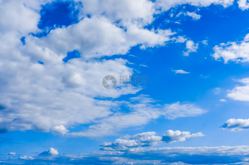 蓝天空有云彩背景图片