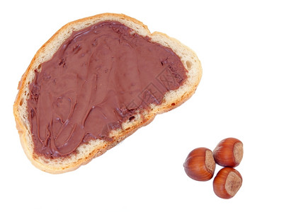 白底孤立的巧克力奶油和栗子面包图片