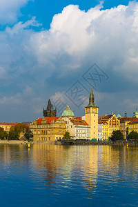 捷克布拉格Vltava河和老城的图片视图片