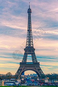 法国著名标志性建筑铁塔图片