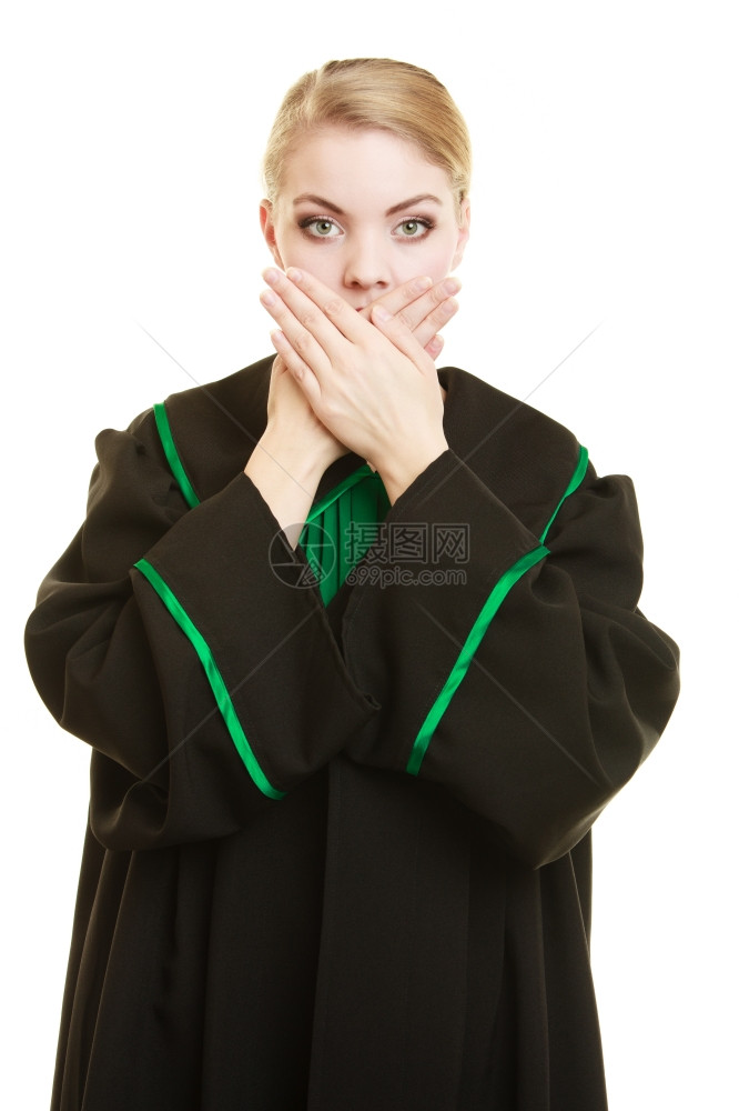 法院或司概念温特律师典型的擦亮黑绿袍手盖嘴部机密信息图片