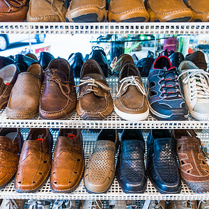 卖鞋微商素材卖了很多鞋各种背景