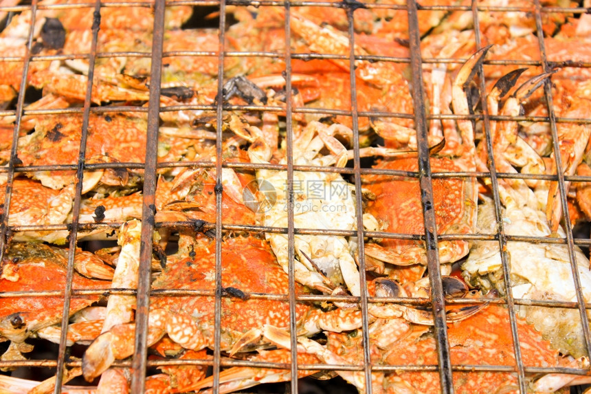烤螃蟹图片