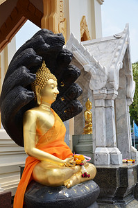 WatTraimit金佛寺庙泰国曼谷高清图片