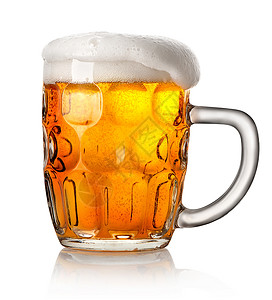 大杯啤酒孤立在白色背景上图片