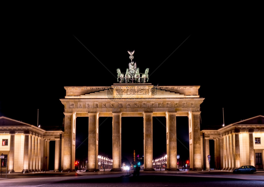 勃兰登堡大门晚上柏林图片