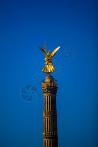 柏林胜利专栏雕像背景图片