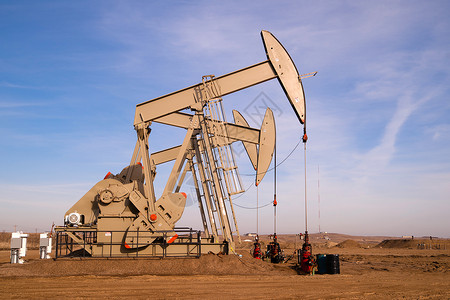 北达科他州用于石油勘探的设备背景