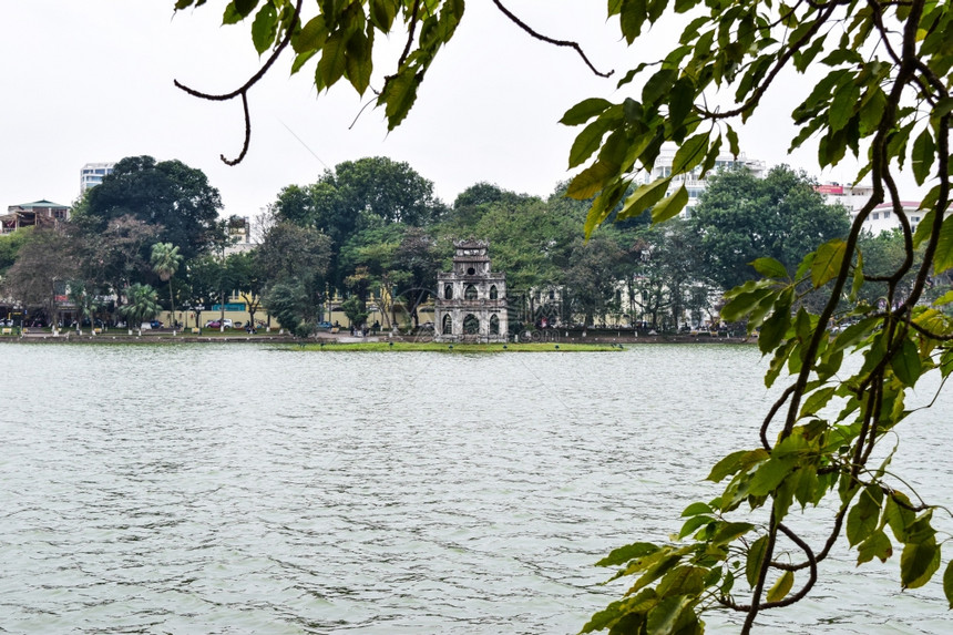 霍安基姆越南河内老边的小湖图片