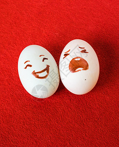 开心和哭泣情绪的鸡蛋绘画表情图片