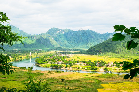 在越南PhongNhaKeBang自然保护区外图片