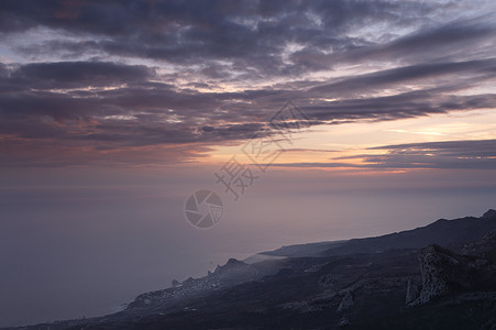 日落时黑海南岸克里米亚乌兰图片
