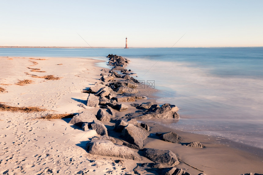 MorrisIslandLighthouse美国南卡罗来纳州阳光明媚的早晨图片