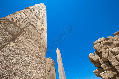 埃及卡纳克Hapshetsut女王在埃及卡纳克的方尖碑图片