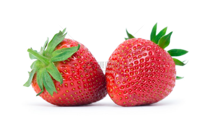 草莓在白上被孤立图片