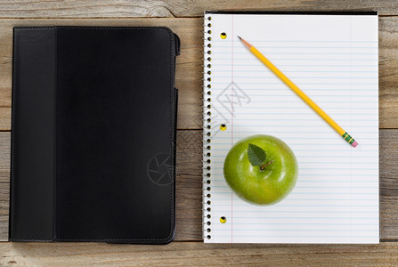 绿色苹果笔记本铅和图片