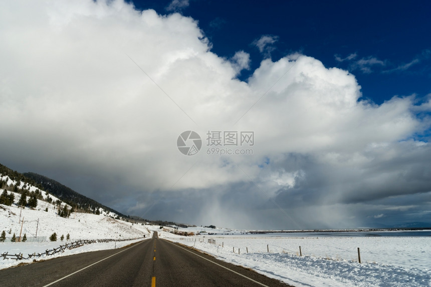 这个的地方被如此命名是有理由的天空与它同在今天的名字相同图片