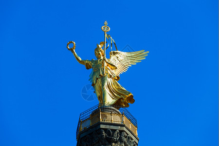 柏林胜利专栏雕像背景图片