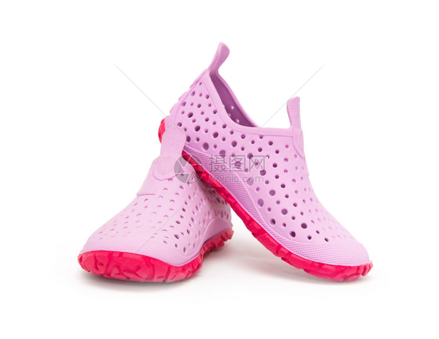 一双粉色的鞋图片