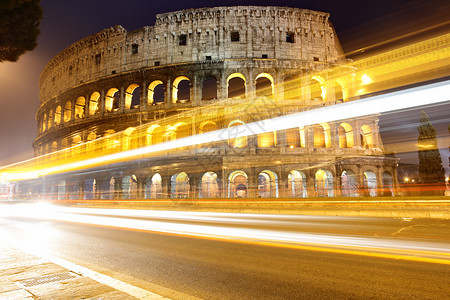 夜幕和交通灯光之大赛意利罗马高清图片