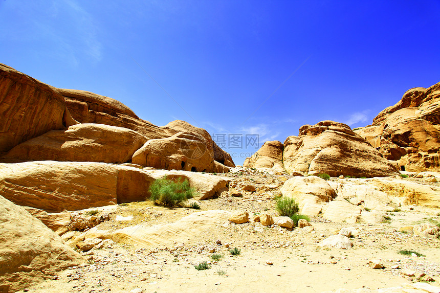 贝特拉附近的山石接约旦图片
