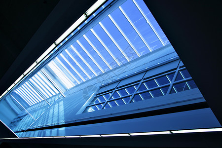 天窗窗口用天窗对现代内部的宽角度拍摄背景