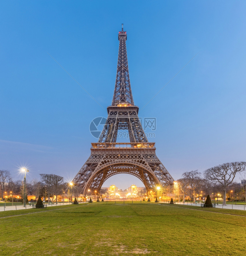 Eiffel铁塔日出黄昏法国巴黎图片