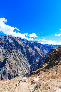 秘鲁安第斯山脉的风景图片