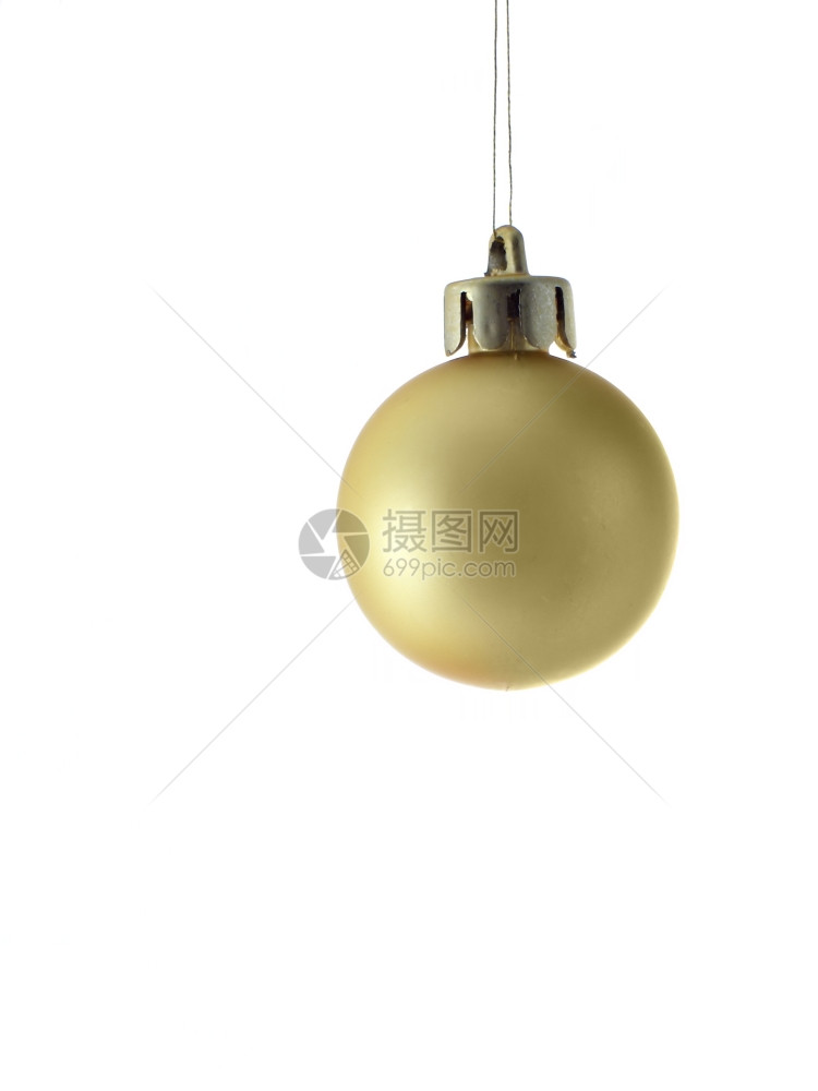 小金球圣诞树装饰品孤立的纯白面带图片