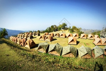 在泰国南SriNan公园Doi同道View的露营帐篷图片