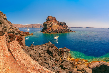 希腊爱琴海圣托里尼岛奥亚村附近的ArmeniBay海滩图片