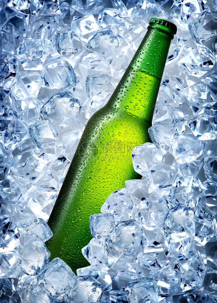 冷蓝冰的绿瓶子图片