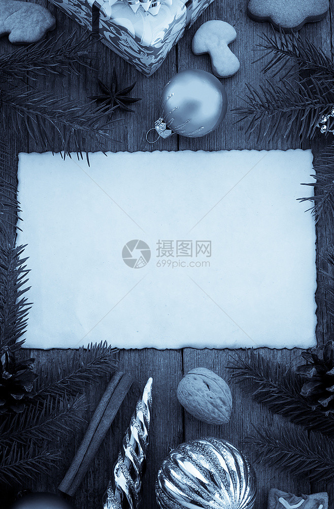 木本底的圣诞节装饰图片